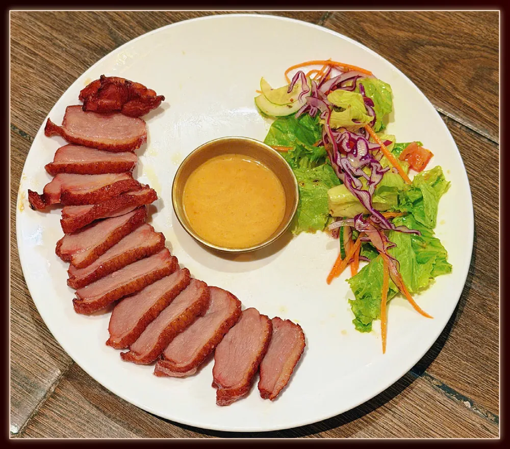 Lườn Ngỗng Hun Khói tại Anna's Bistro