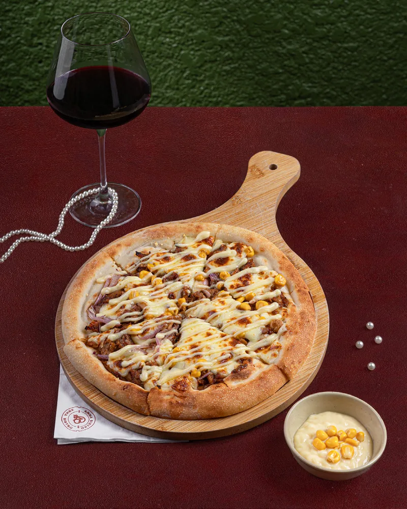 Pizza Thịt Sườn tại Anna's Bistro